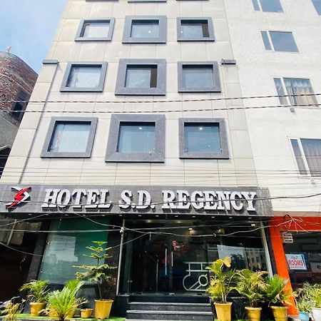 Hotel Sd Regency Amritsar Exteriör bild